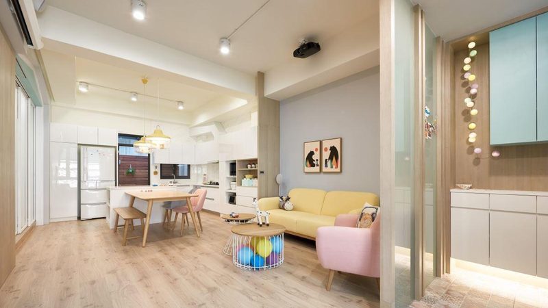 在签订加盟定制家具店的装修合同时，首先需要做好以下准备工作：